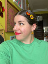 Load image into Gallery viewer, Tropical Flower - Brooches, Hair Grips and Pendants