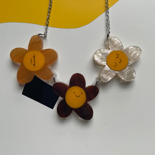 70s Vibes Daisy Trio necklace - SECOND