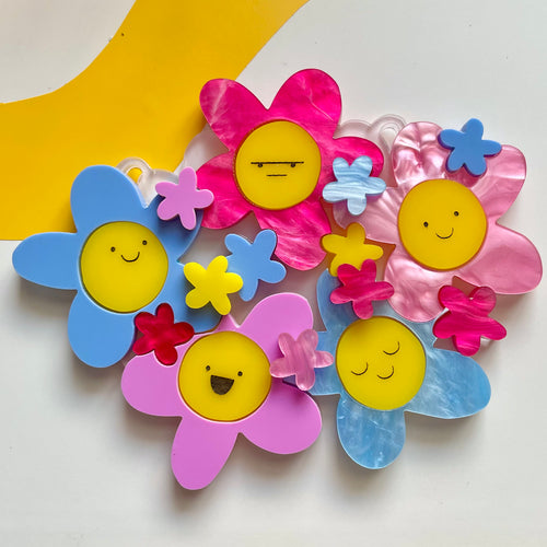 Spring Blossom Daisy Bouquet - statement necklace