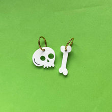 Load image into Gallery viewer, Skull and Bone Earrings