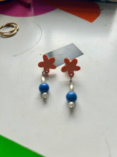 Load image into Gallery viewer, Coral Daisy Bead Drop Earrings - SAMPLES