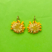 Load image into Gallery viewer, Dandelion earrings