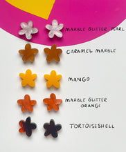 Load image into Gallery viewer, 70s Vibes Baby Daisy Studs