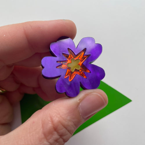 Purple Flower - brooch - SAMPLE
