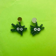 Load image into Gallery viewer, Mis-matched Spidey Earrings