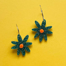 Load image into Gallery viewer, Blue and Turquoise Daisy Dangles