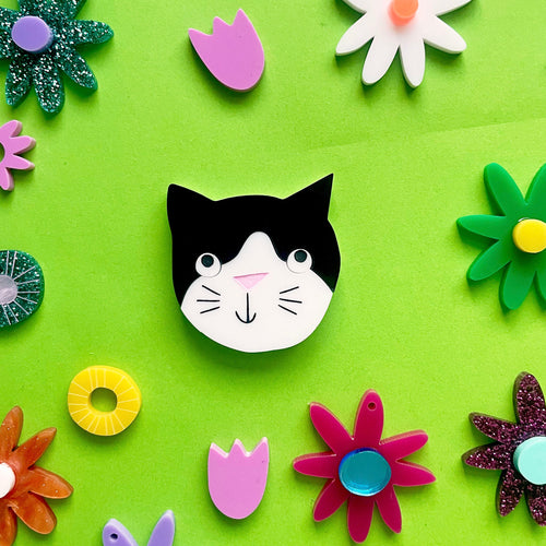 Cat Face - brooch