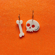 Load image into Gallery viewer, Skull and Bone dangle Earrings